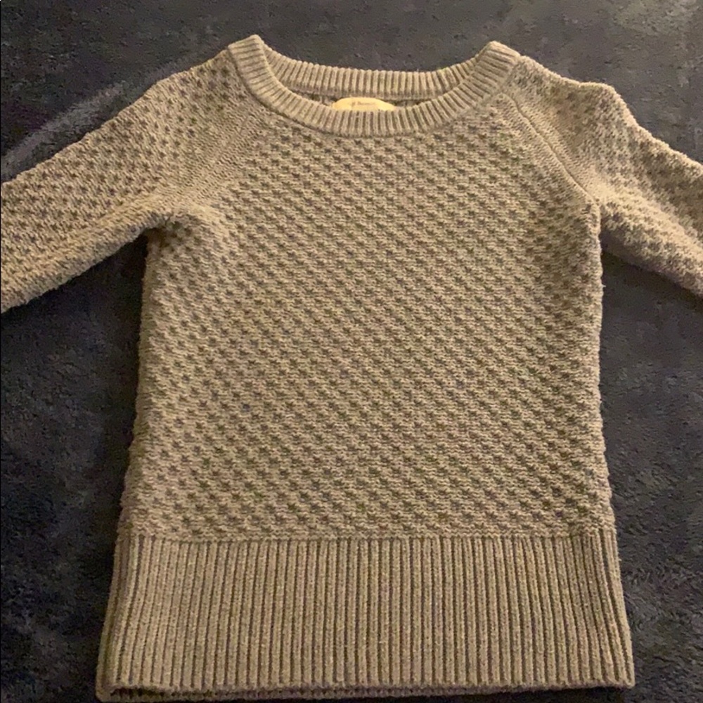 Grey sweater
